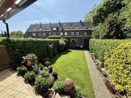 Garten in Süd-Westlage - Reihenmittelhaus in 46395 Bocholt mit 150m² kaufen
