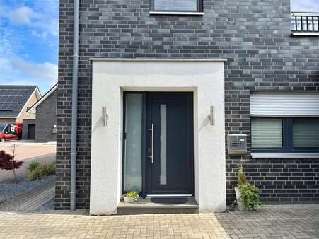 Eingang Wohnung Obergeschoss Eingang Wohnung Obergeschoss - Zweifamilienhaus in 48720 Rosendahl mit 208m² kaufen