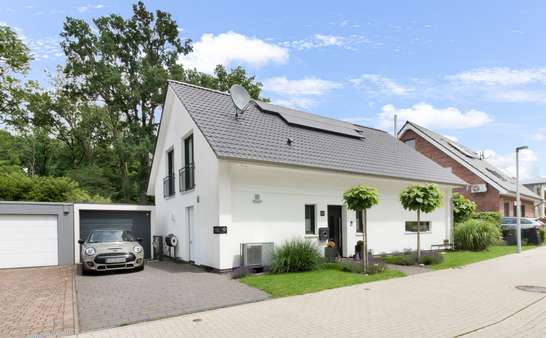 Außenaufnahme Außenaufnahme - Einfamilienhaus in 48249 Dülmen mit 152m² kaufen