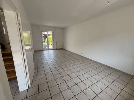 Wohnzimmer - Doppelhaushälfte in 48653 Coesfeld mit 100m² kaufen