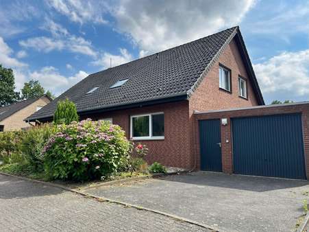 Zweifamilienhaus in 48727 Billerbeck mit 248m² kaufen