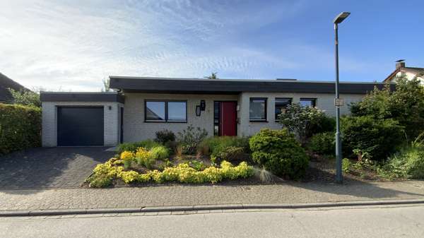 Frontansicht Frontansicht - Bungalow in 46499 Hamminkeln mit 134m² kaufen