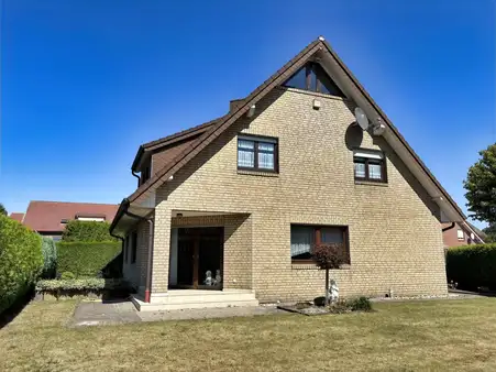 groß, größer, Rotdornweg