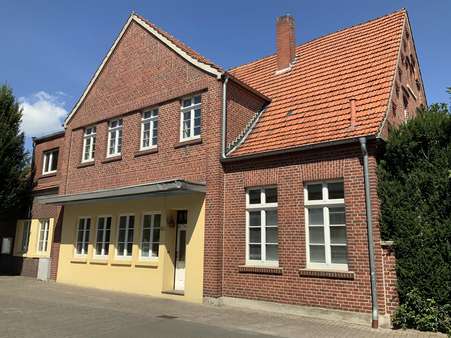 Wohn- und Geschäftshaus - Grundstück in 48720 Rosendahl mit 4207m² kaufen
