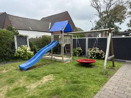 Spielgeräte - Zweifamilienhaus in 46397 Bocholt mit 245m² kaufen