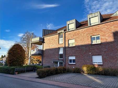 Außenansicht - Dachgeschosswohnung in 48653 Coesfeld mit 45m² kaufen