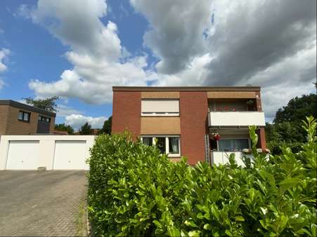 Außenansicht Außenansicht - Zweifamilienhaus in 48683 Ahaus mit 216m² kaufen