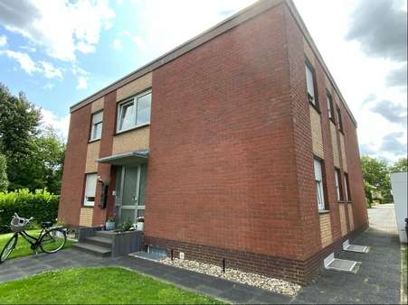 Außenansicht Außenansicht - Zweifamilienhaus in 48683 Ahaus mit 216m² kaufen