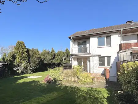 Schönes Reihenendhaus, perfekt für Ihre kleine Familie!
