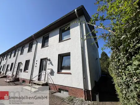 Schönes Reihenendhaus, perfekt für Ihre kleine Familie!
