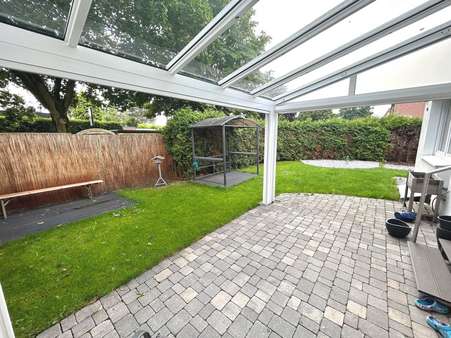 Die schöne überdachte Terrasse - Zweifamilienhaus in 45721 Haltern am See mit 205m² kaufen