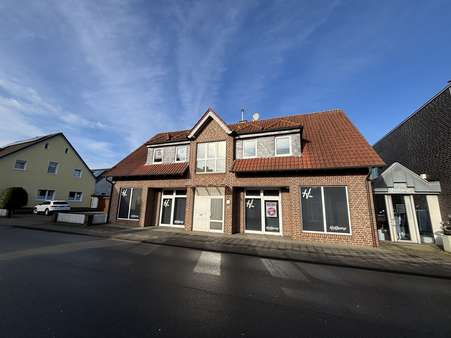 WGH Straßenansicht WGH Straßenansicht - Mehrfamilienhaus in 46348 Raesfeld mit 263m² kaufen