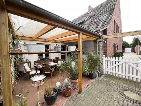 Überdachte Terrasse - Doppelhaushälfte in 48429 Rheine mit 165m² kaufen