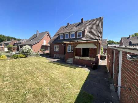 Rückansicht - Zweifamilienhaus in 48429 Rheine mit 130m² kaufen