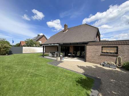 Rückansicht - Einfamilienhaus in 48429 Rheine mit 176m² kaufen