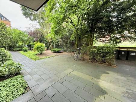 Innenhof und Fahrradstellplätze Innenhof und Fahrradstellplätze - Erdgeschosswohnung in 48431 Rheine mit 39m² kaufen