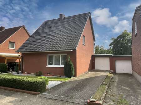 Straßenansicht - Einfamilienhaus in 48429 Rheine mit 99m² kaufen