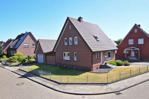 Kreuzungsansicht Kreuzungsansicht - Einfamilienhaus in 48629 Metelen mit 110m² kaufen