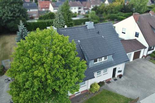 Straßenansicht links Straßenansicht links - Zweifamilienhaus in 48607 Ochtrup mit 156m² als Kapitalanlage kaufen