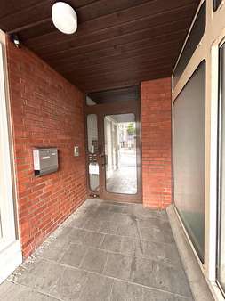 Überdachter Hauseingang - Etagenwohnung in 48282 Emsdetten mit 108m² kaufen