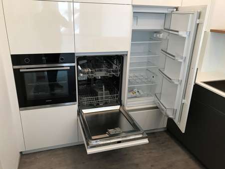 Moderne Küche - Dachgeschosswohnung in 48607 Ochtrup mit 122m² mieten