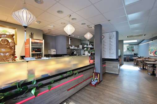 Blick vom Eingang Restaurant Blick vom Eingang Restaurant - Wohn- / Geschäftshaus in 48607 Ochtrup mit 153m² als Kapitalanlage kaufen