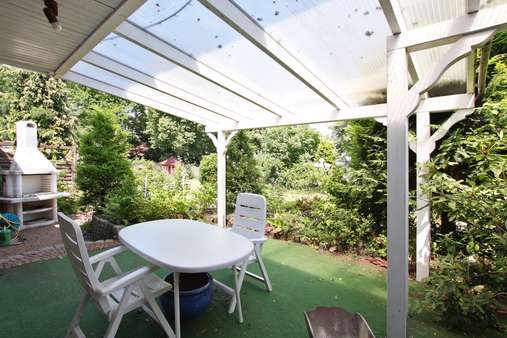 Überdachte Terrasse Überdachte Terrasse - Doppelhaushälfte in 48356 Nordwalde mit 100m² kaufen