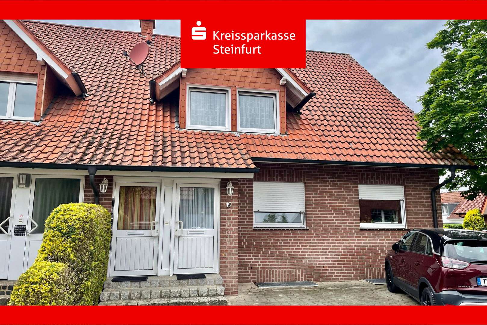 Eingangstür (links) - Maisonette-Wohnung in 49497 Mettingen mit 120m² kaufen