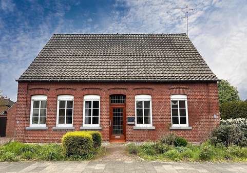 Front - Einfamilienhaus in 48282 Emsdetten mit 114m² kaufen