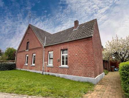 Nördliche Seitenansicht - Einfamilienhaus in 48282 Emsdetten mit 114m² kaufen