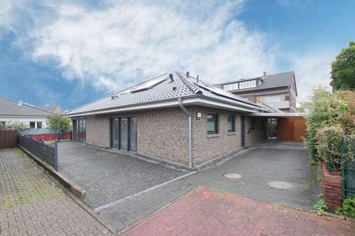 Front  Front  - Bungalow in 49477 Ibbenbüren mit 180m² kaufen