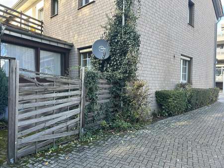 Außenansicht - Erdgeschosswohnung in 49477 Ibbenbüren mit 104m² kaufen