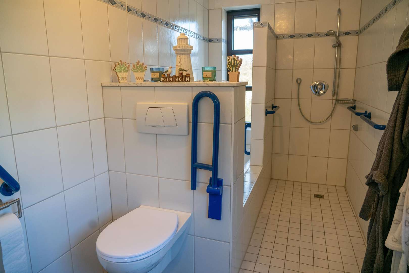 Badezimmer im Erdgeschoss