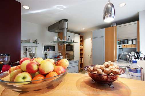Blick in die Küche - Einfamilienhaus in 49477 Ibbenbüren mit 192m² kaufen