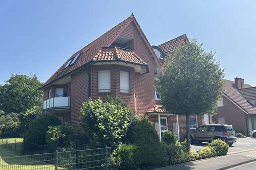 Außenansicht Außenansicht - Dachgeschosswohnung in 49477 Ibbenbüren mit 43m² kaufen