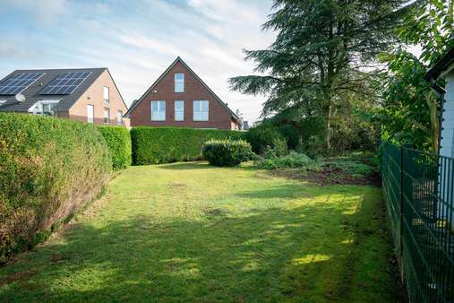 Gartenansicht - Einfamilienhaus in 48268 Greven mit 180m² kaufen