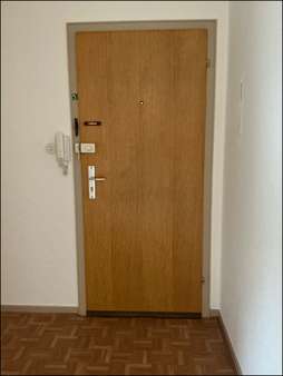 Wohnungseingangstür inkl. Gegensprechanlage - Etagenwohnung in 59063 Hamm mit 75m² kaufen