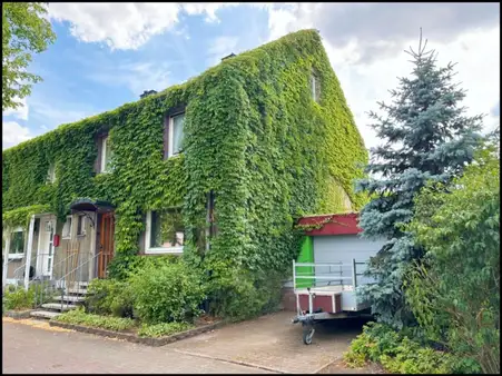 Familienfreundliches Haus in sehr guter, zentraler Lage