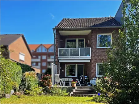 Familienfreundliches Haus mit wunderschönem Garten