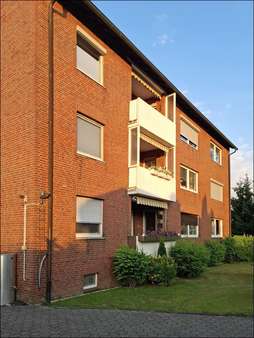 Außenansicht - attraktives Grundstücksumfeld - Etagenwohnung in 59063 Hamm mit 109m² kaufen