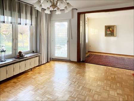 Heller Wohn- und Essbereich mit Terrassenzugang - Doppelhaushälfte in 59073 Hamm mit 96m² kaufen