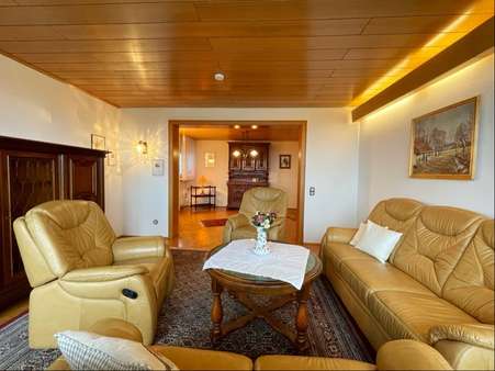 Wohnzimmer - Etagenwohnung in 59174 Kamen mit 112m² kaufen