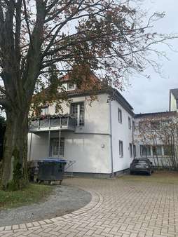 Rückansicht - Dachgeschosswohnung in 59505 Bad Sassendorf mit 94m² kaufen