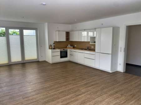 Teilansicht Wohnen / Essen / Kochen - möglicher Kücheneinbau - Erdgeschosswohnung in 59505 Bad Sassendorf mit 76m² kaufen