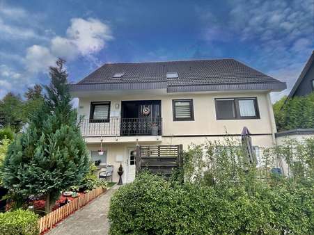 Vorderansicht - Dachgeschosswohnung in 59581 Warstein mit 78m² kaufen