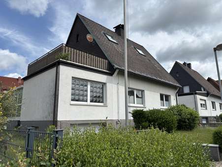 Vorder-/Seitenansicht - Einfamilienhaus in 58739 Wickede mit 127m² kaufen