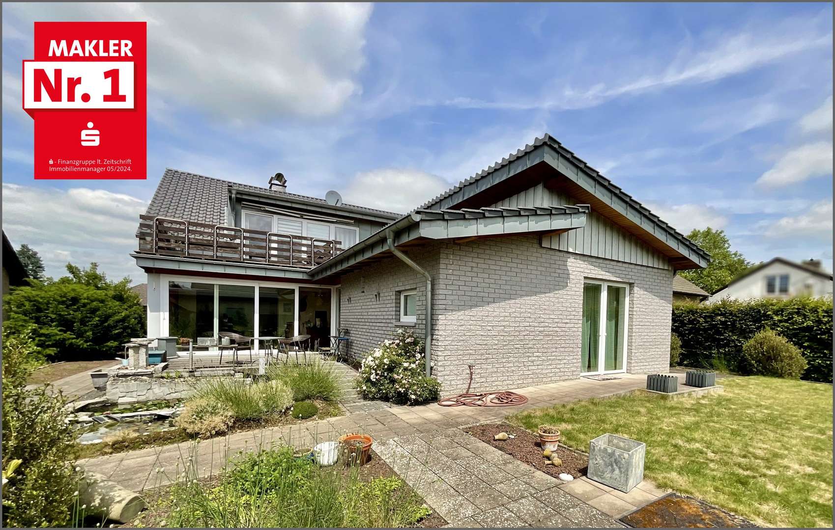 Rückansicht der Immobilie Rückansicht der Immobilie - Zweifamilienhaus in 59597 Erwitte mit 291m² kaufen
