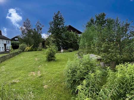 Blick in den Garten Blick in den Garten - Einfamilienhaus in 59519 Möhnesee mit 163m² kaufen