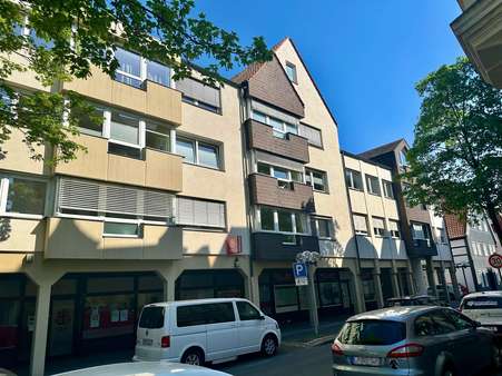 Außenansicht Gesamtgebäude - Büro in 59555 Lippstadt mit 154m² kaufen