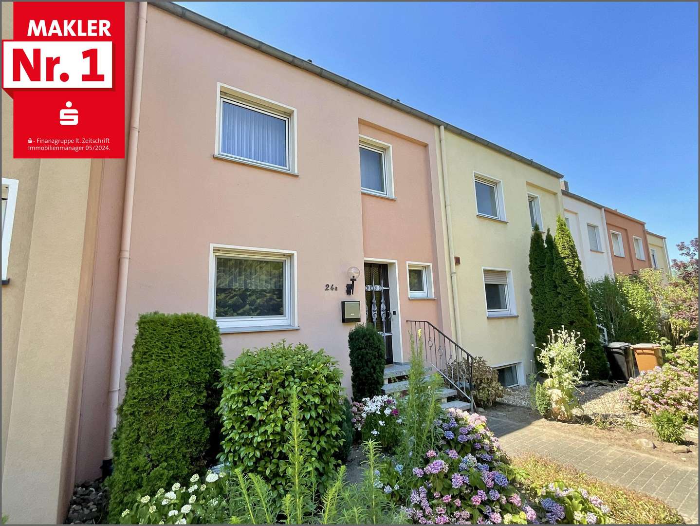 Ansicht Eingang Ansicht Eingang - Reihenmittelhaus in 59555 Lippstadt mit 133m² kaufen